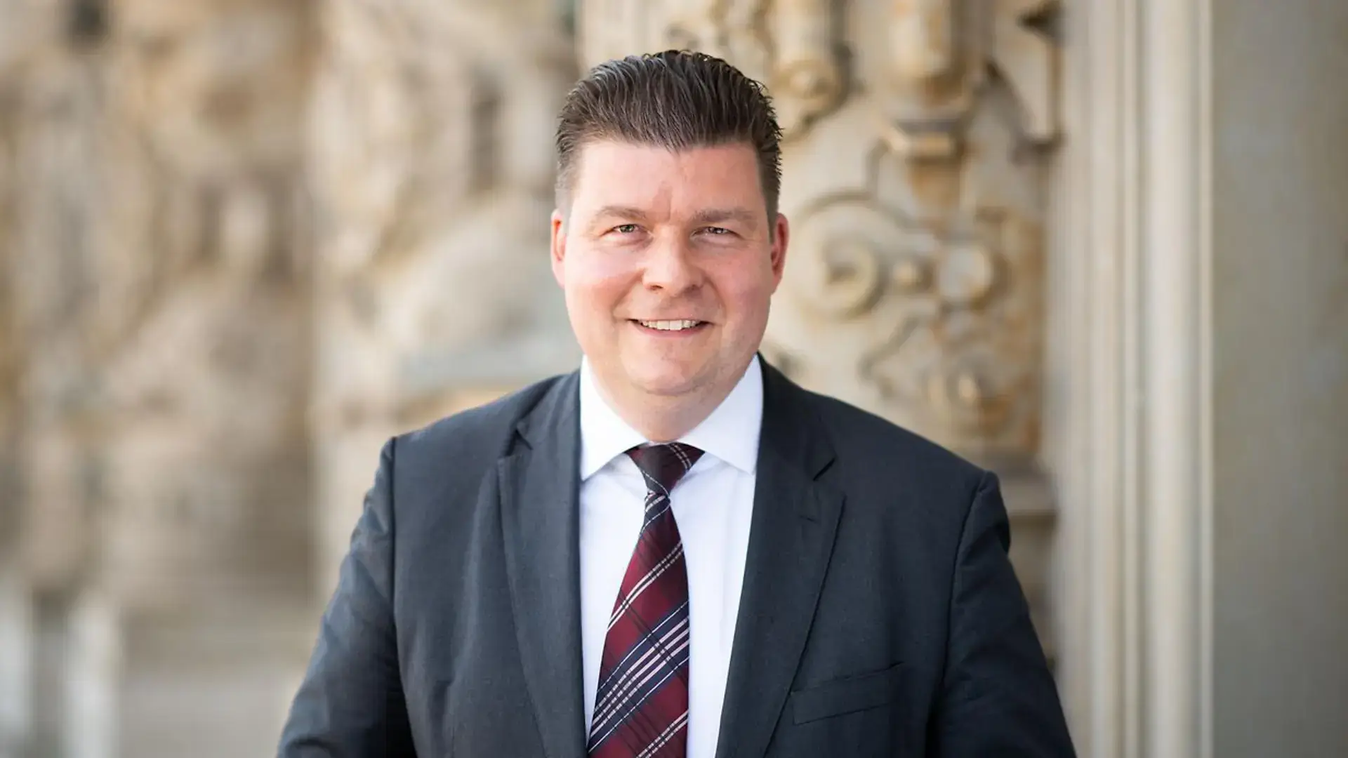 Portrait von Dr. Andreas Dressel